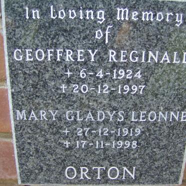 ORTON Geoffrey Reginald 1924-1997 &amp; Mary Gladys Leonne 1919-1998