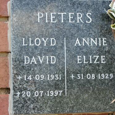 PIETERS Lloyd David 1931-1997 &amp; Annie Elize 1929-