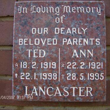 LANCASTER Ted 1919-1998 &amp; Ann 1921-1995