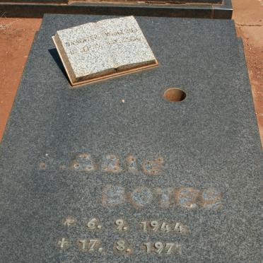 BOTES Marie 1944-1977