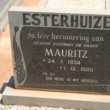ESTERHUIZEN Mauritz 1934-1980