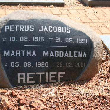RETIEF Petrus Jacobus 1916-1991 &amp; Martha Magdalena 1920-2001