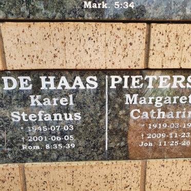 PIETERSE Margaretha Catharina 1919-2009 :: DE HAAS Karel Stefanus 1945-2001