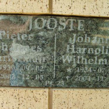 JOOSTE Pieter Johannes Christiaan 1930-2002 &amp; Johanna Harnolina Wilhelmina 1934-2004
