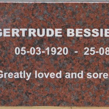 BERRY Gertrude 1920-2013