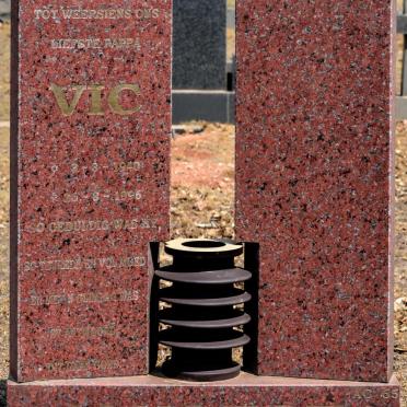 JOUBERT Vic 1940-1996