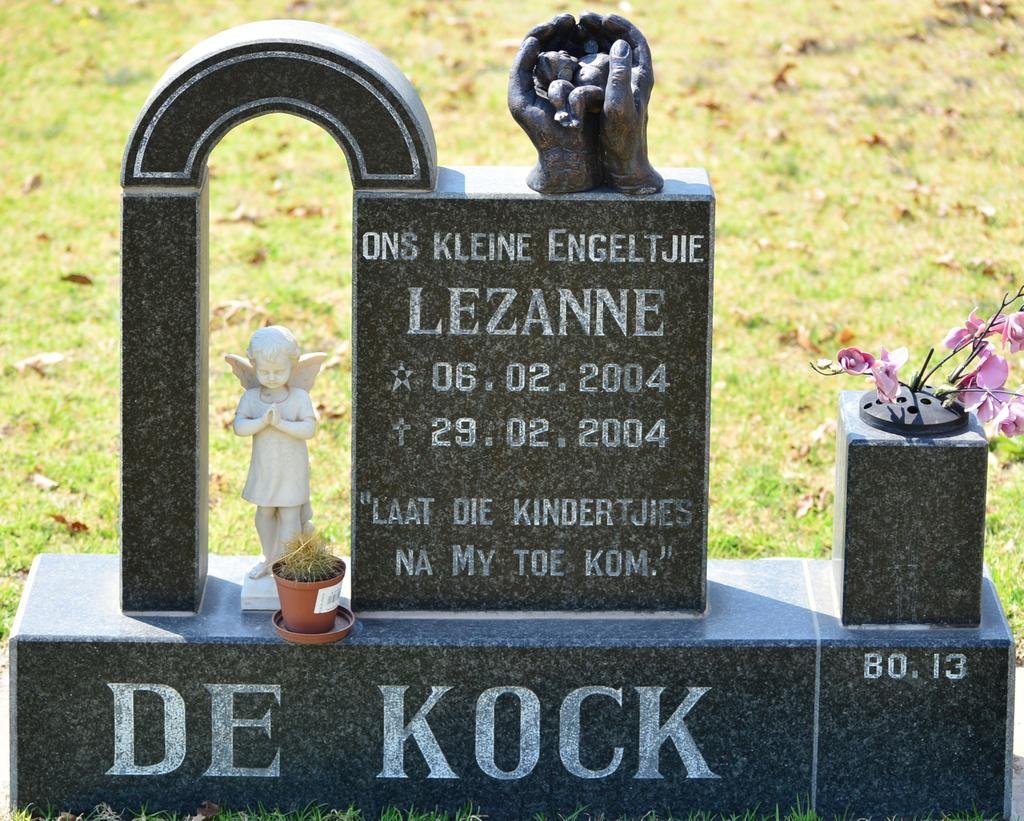 KOCK Lezanne, de 2004-2004