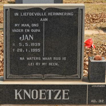 KNOETZE Jan 1939-1995