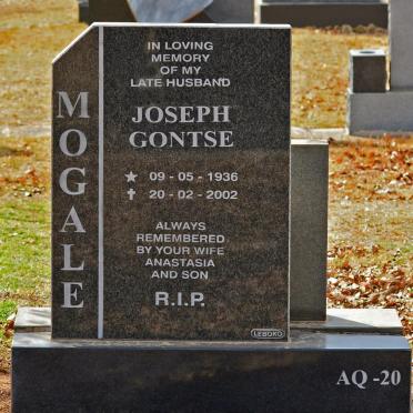 MOGALE Joseph Gontse 1936-2002