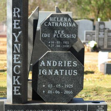 REYNECKE Andries Ignatius 1925-2006 &amp; Helena Catharina DU PLESSIS 1931-2000
