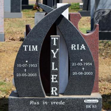 TYLER Tim 1953-2003 &amp; Ria 1954-2003