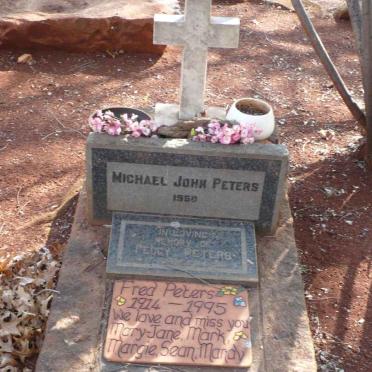 PETERS Michael John -1950 :: PETERS Percy :: PETERS Fred 1914-1995