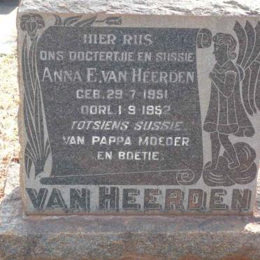 HEERDEN Anna E., van 1951-1952