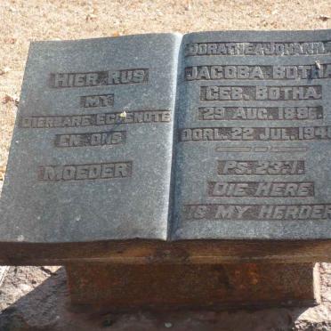 BOTHA Theunis Jacobus 1867-1955 &amp; Jacoba BOTHA 1886-1946