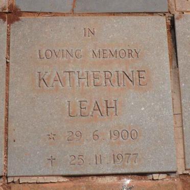 LEAH Katherine 1900-1977