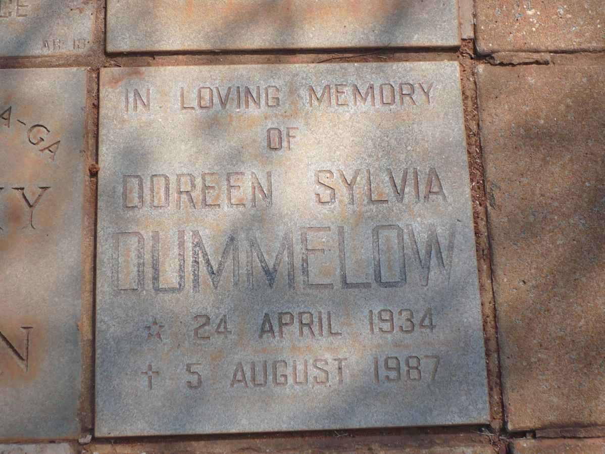 DUMMELOW Doreen Sylvia 1934-1987
