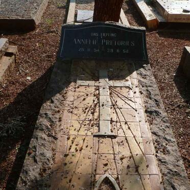 PRETORIUS Annelie 1954-1968