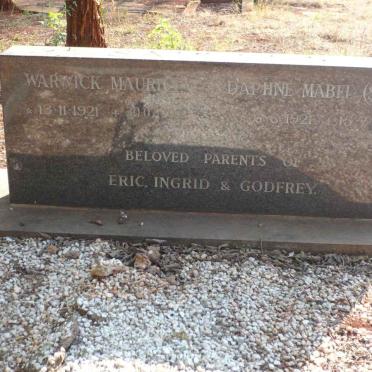 SALBERG Warwick Maurice 1921-2002 &amp; Daphne Mabel SMITH 1921-1992