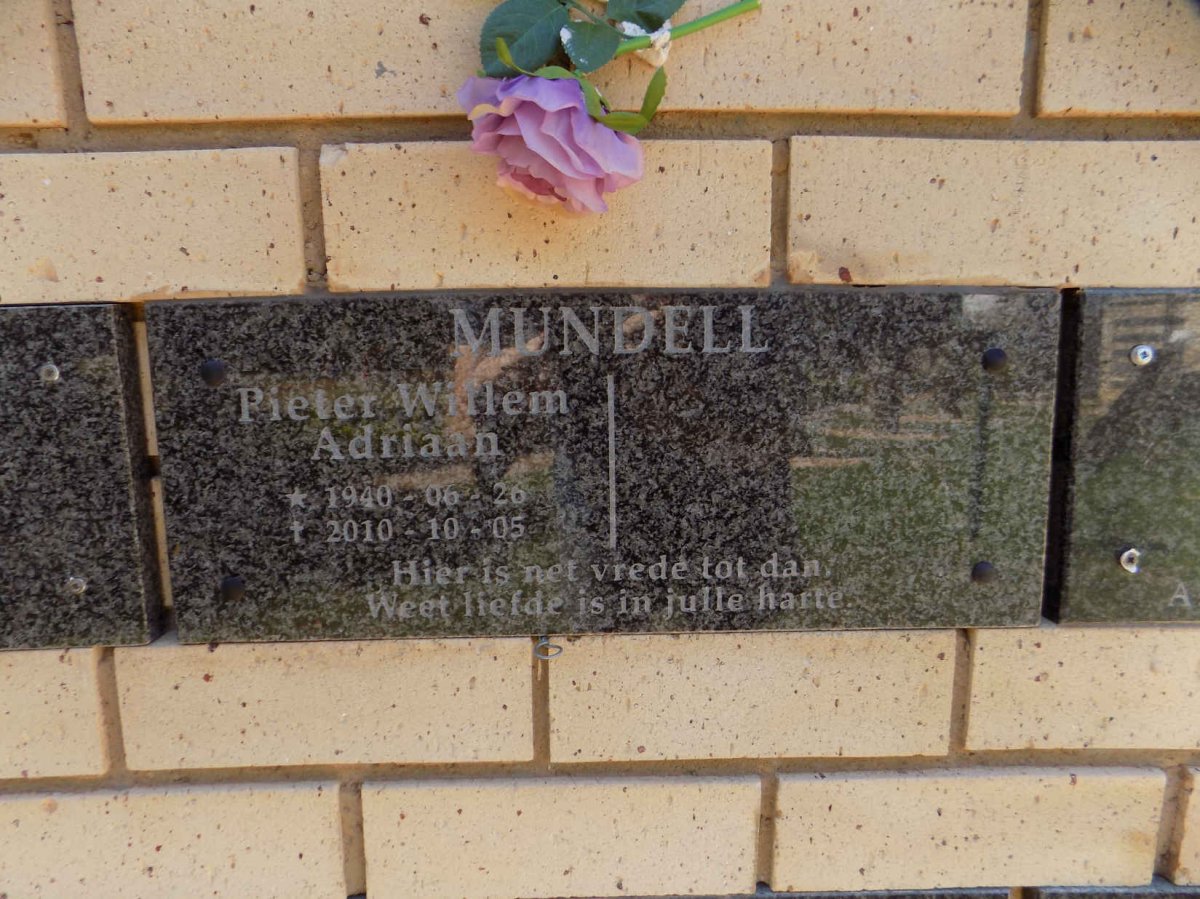 MUNDELL Pieter Willem Adriaan 1940-2010