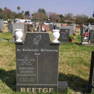 BEETGE Marthinus Johannes Bezuidenhout 1943-2002