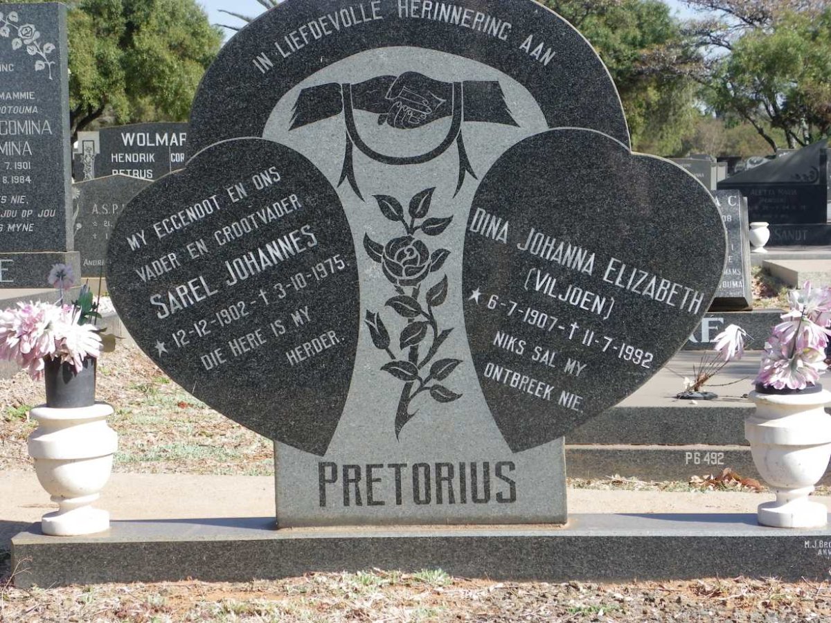 PRETORIUS Sarel Johannes 1902-1975 &amp; Dina Johanna Elizabeth VILJOEN 1907-1992