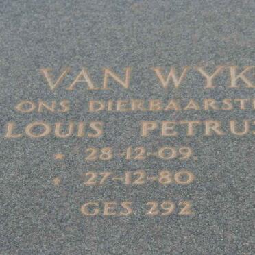 WYK Louis Petrus, van 1909-1980