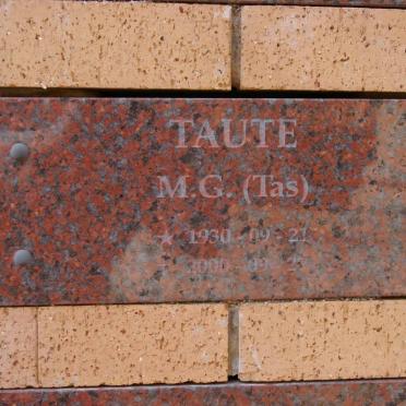 TAUTE M.G. 1930-2000