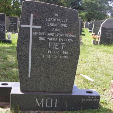 MOL Piet 1919-1985