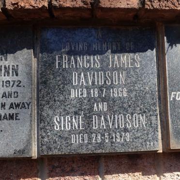 DAVIDSON Francis James -1966 &amp; Signe -1973