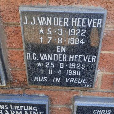 HEEVER J.J., van der 1922-1984 &amp; D.G. 1925-1990