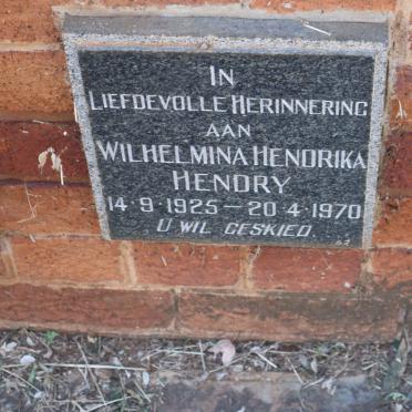 HENDRY Wilhelmina Hendrika 1925-1970