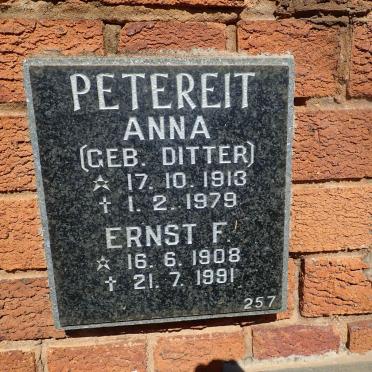 PETEREIT Ernst F. 1908-1991 &amp; Anna DITTER 1913-1979