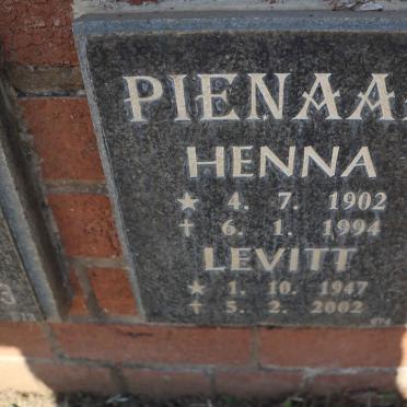 PIENAAR Henna 1902-1994 :: PIENAAR Levitt 1947-2002