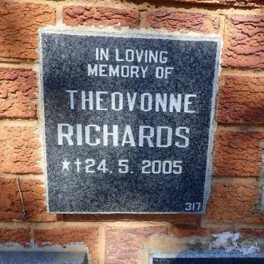 RICHARDS Theovonne 2005-2005