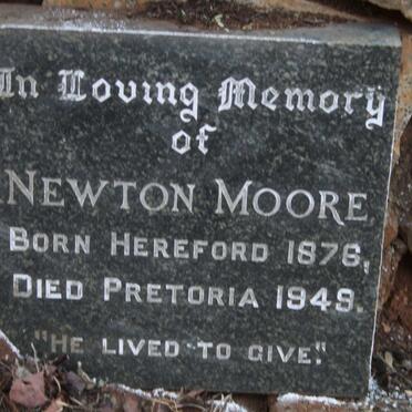 MOORE Newton 1876-1949