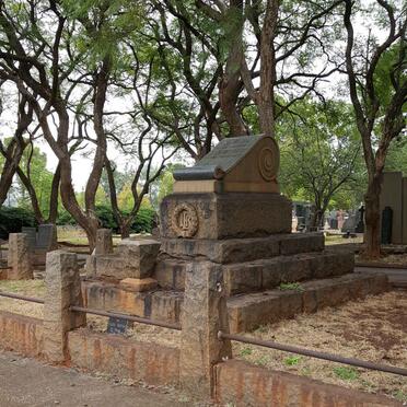 BOTHA Louis 1862-1919 & Annie 1864-1937 :: BOTHA Louis 1891-1952 :: DE WAAL Louis Botha 1907-1970