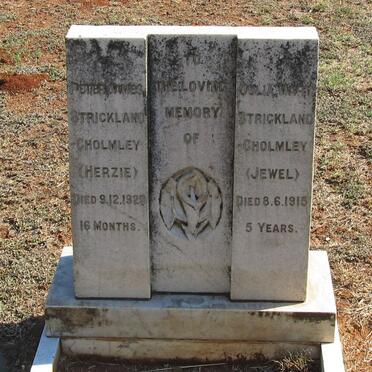 CHOLMLEY Peter James Strickland -1929 :: CHOLMLEY Julia Mary -1915