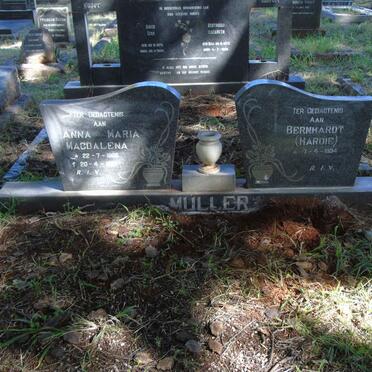 MULLER Bernhardt 1904-  &amp; Anna Maria Magdalena 1906-1987