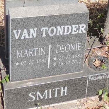 TONDER, van :: SMITH