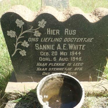 WHITE Sannie A.E. 1944-1945