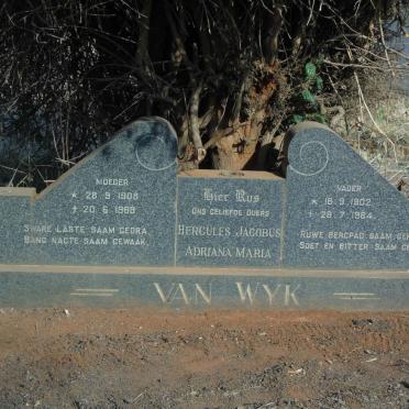 WYK Hercules Jacobus, van 1902-1964 &amp; Adriana Maria 1908-1968