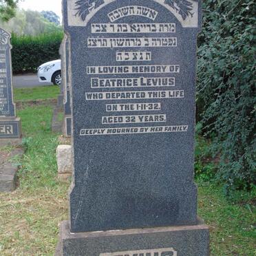 LEVIUS Beatrice -1932