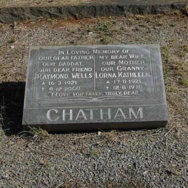 CHATHAM Raymond Wells 1921-2000 &amp; Lorna Kathleen 1921-1978