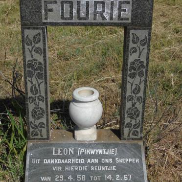F - Vanne :: Surnames - F