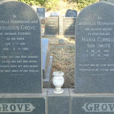 GROVE Gerhardus 1891-1959 & Maria Cornelia SMUTS 1902-1992