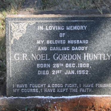 HUNTLY G.R. Noel Gordon 1908-1952