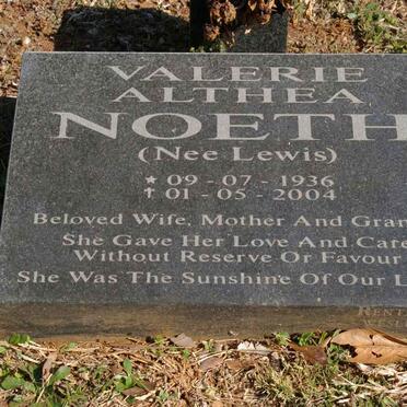 LEWIS :: HINDS :: NOETH