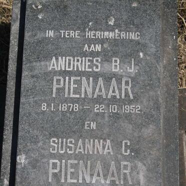 PIENAAR Andries B.J. 1878-1952 & Susanna C. 1893-1991