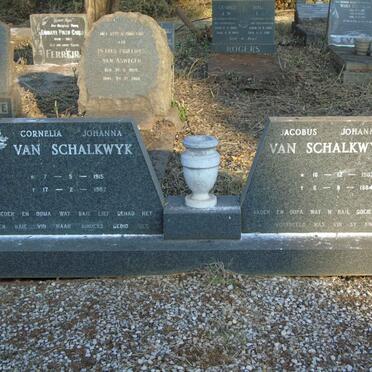 SCHALKWYK Jacobus Johannes, van 1903-1984 & Cornelia Johanna 1915-1982