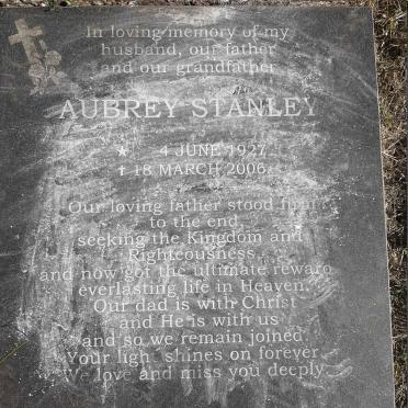 STANLEY Aubrey 1927-2006